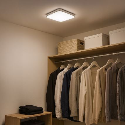 LED stropno svjetlo NEMO LED/11W/230V 26x26 cm sjajni krom