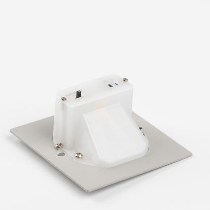 LED svjetlo za stepenište s senzorom pokreta i sumraka LED/1,5W/230V 3000/4000/6500K bijela