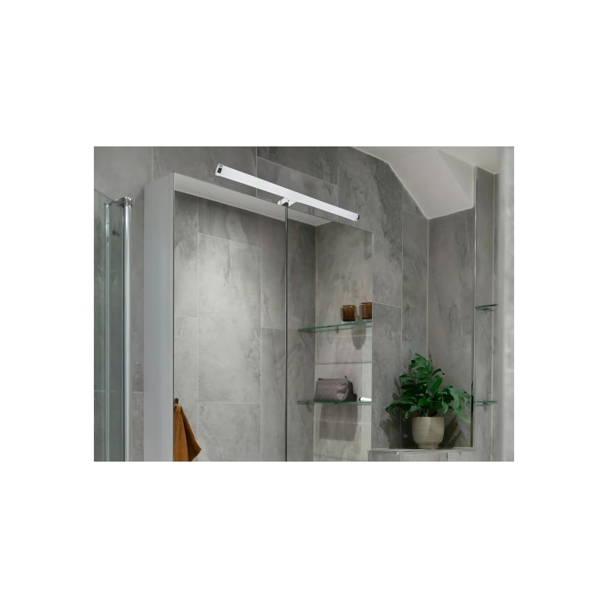 LED svjetlo za kupaonsko ogledalo LED/12W/230V 59,5 cm IP44 sjajni krom
