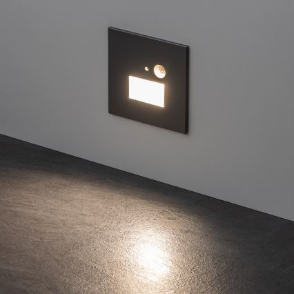 LED svjetlo za stubište s senzorem pokreta i sumraka LED/1,5W/230V 3000/4000/6500K srebrno