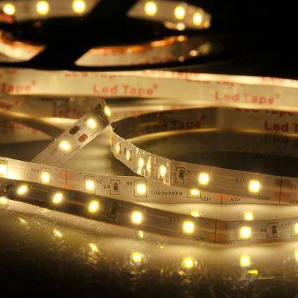 LED Traka 5m LED/10W/12V IP20 3300K