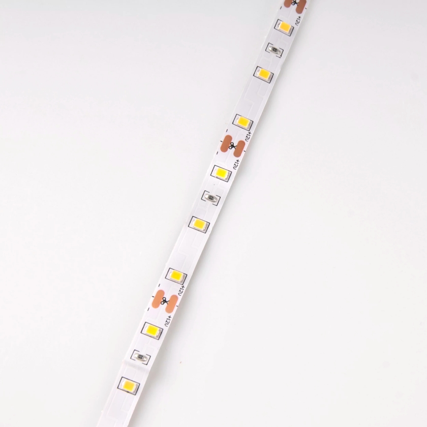 LED Traka 5m LED/10W/12V IP20 3300K