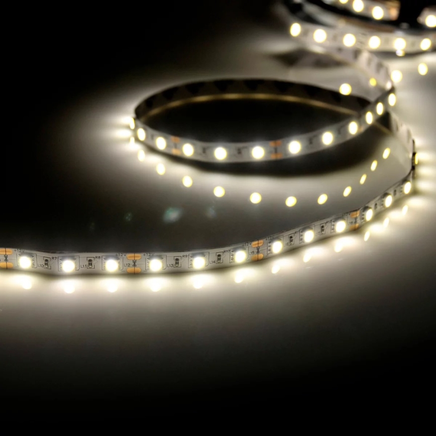 LED Traka 5m LED/10W/12V IP20 bijela