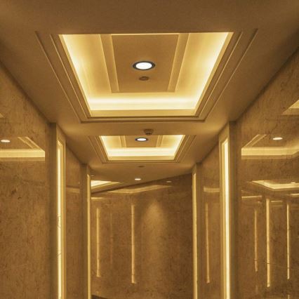 LED Ugradbena reflektorska svjetiljka LED/28W/230V 3000/4000/6400K pr. 20 cm crna
