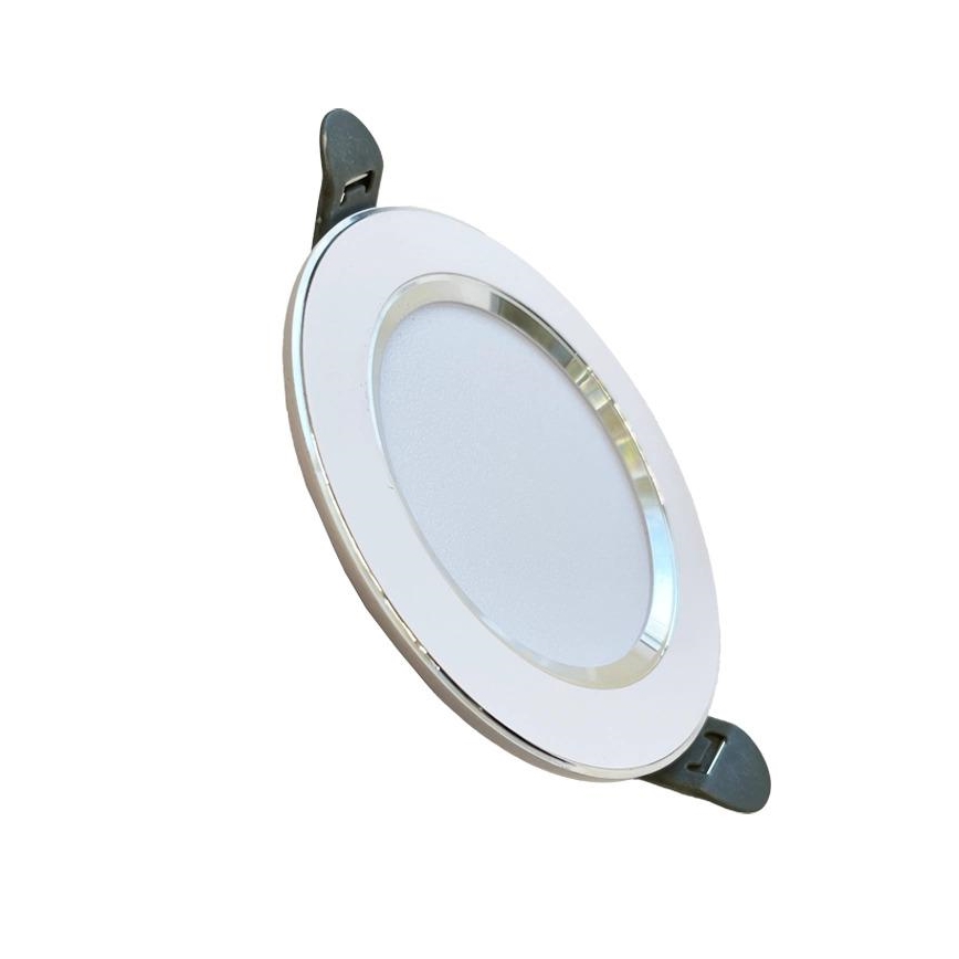 LED Ugradbena svjetiljka LED/7,5W/230V 4000K bijela/srebrna