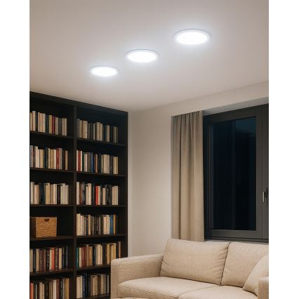 LED Ugradbena svjetiljka QTEC LED/12W/230V 6500K pr. 16,7 cm