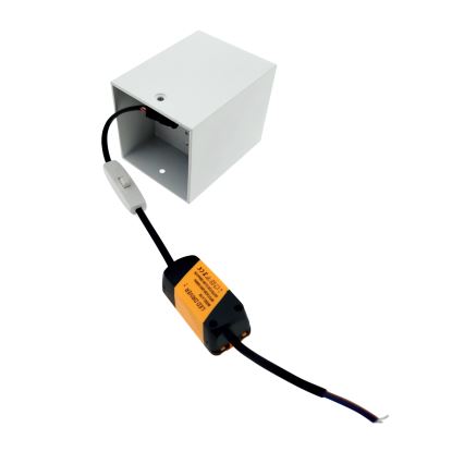 LED ugradna spot svjetiljka 5W/230V 3000/4000/6400K 7,5x7,5 cm bijela