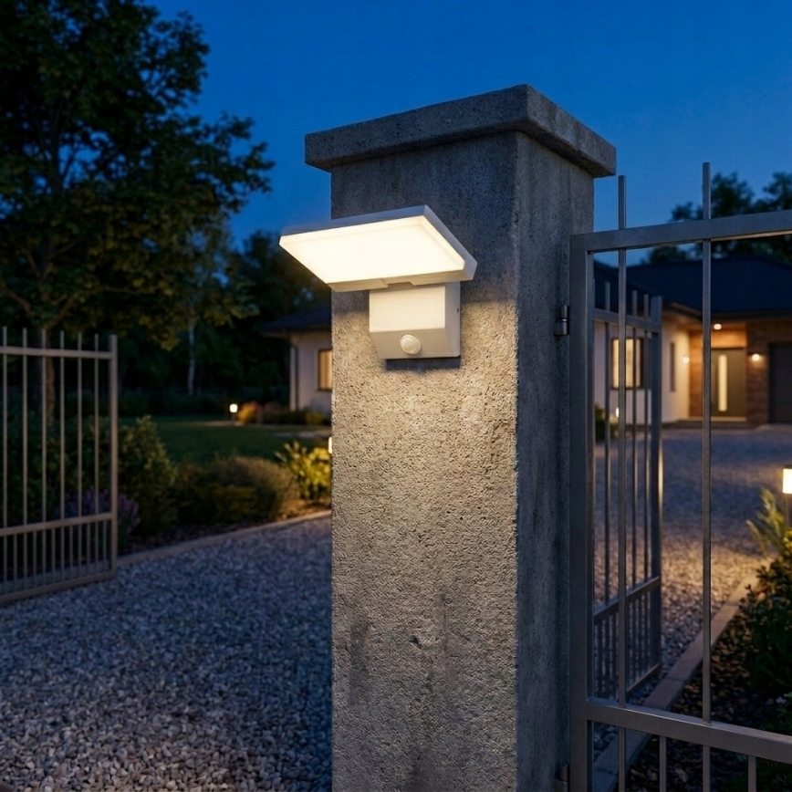 LED vanjska zidna svjetiljka s detektorom pokreta LED/18W/230V IP44 bijela