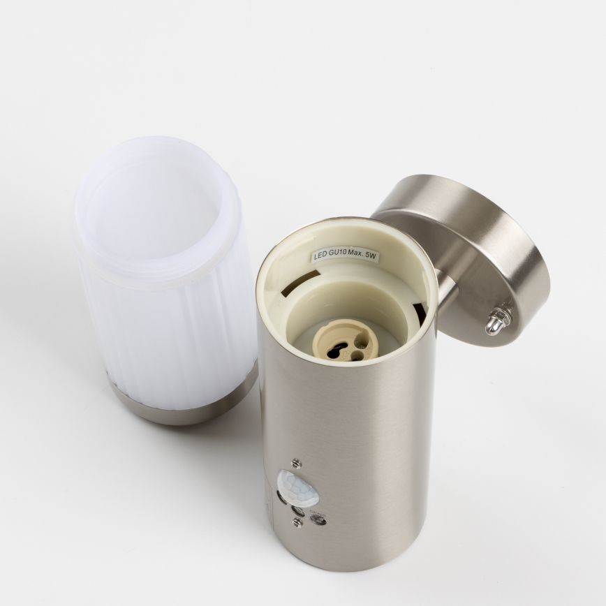 LED vanjsko zidno svjetlo s detektorom pokreta 1xGU10/5W/230V IP44 matni krom