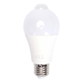 LED žarulja s senzorom pokreta i sumraka A60 E27/6W/230V 6500K - Aigostar