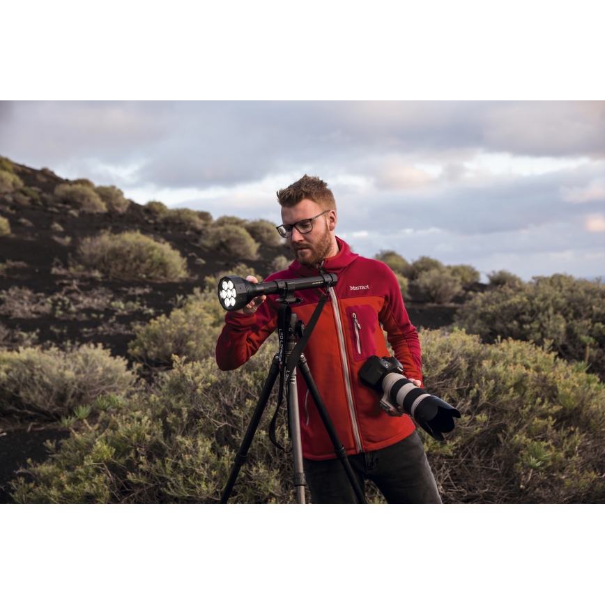 Ledlenser X21R - punjiva LED svjetiljka s podesivim osvjetljenjem, 5000 mAh, IP54, 5000 lm, 40 h