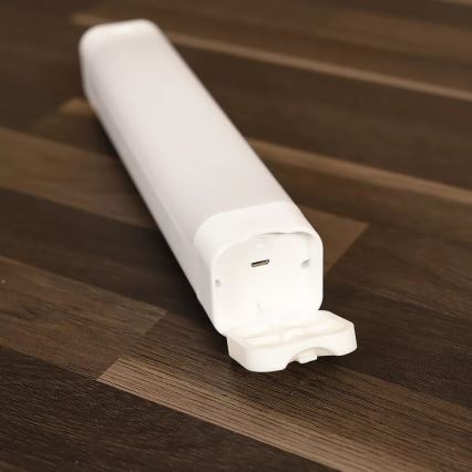 Ledvance - LED Prigušiva orijentacijska svjetiljka LINEAR LED/6,9W/5V 2200 mAh IP54