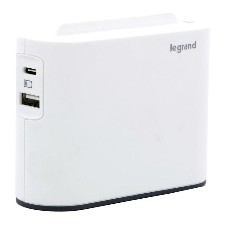 Legrand 049401 - Razdjelna utičnica 2U Tip C + USB-A + USB-C bijela