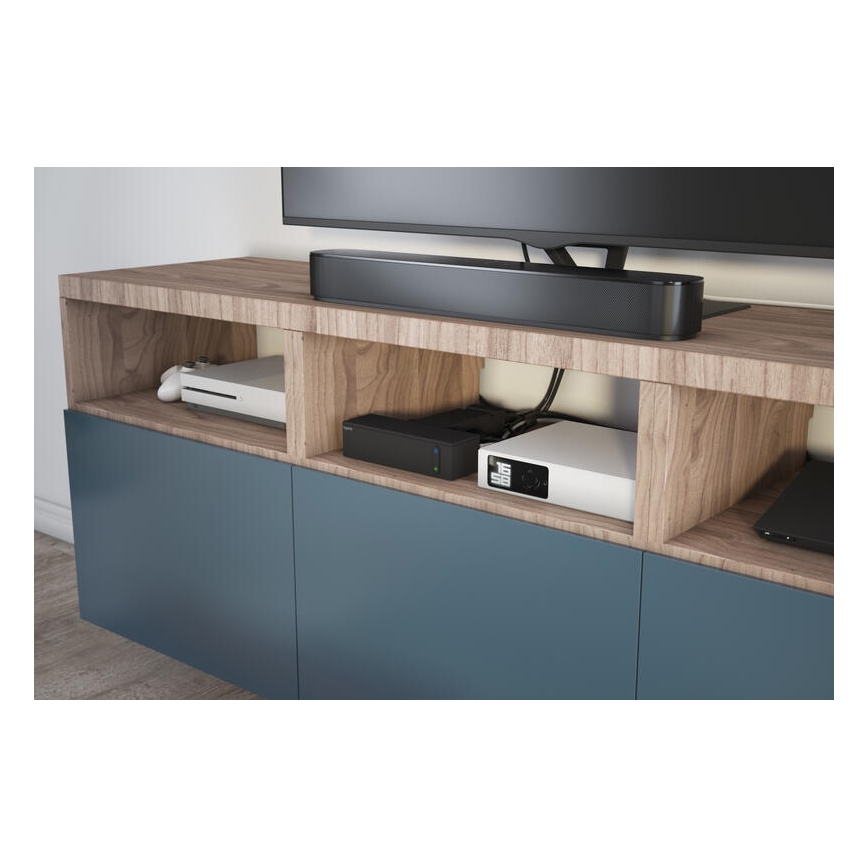 Legrand 049430 - Multimedijski HUB s prekidačem 4U Tip E + 4U Tip C 2m crna
