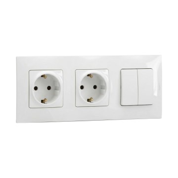 Legrand - Dvostruka kućna SCHUKO utičnica i dvostruki serijski prekidač br. 5 s okvirom NILOE 250V bijela