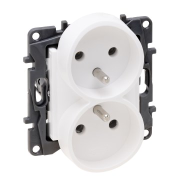 Legrand - Dvostruka kućna utičnica bez okvira 250V/16A NILOE STEP bijela