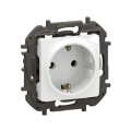 Legrand - Kućna SCHUKO utičnica 250 V/16 A NILOE bijela