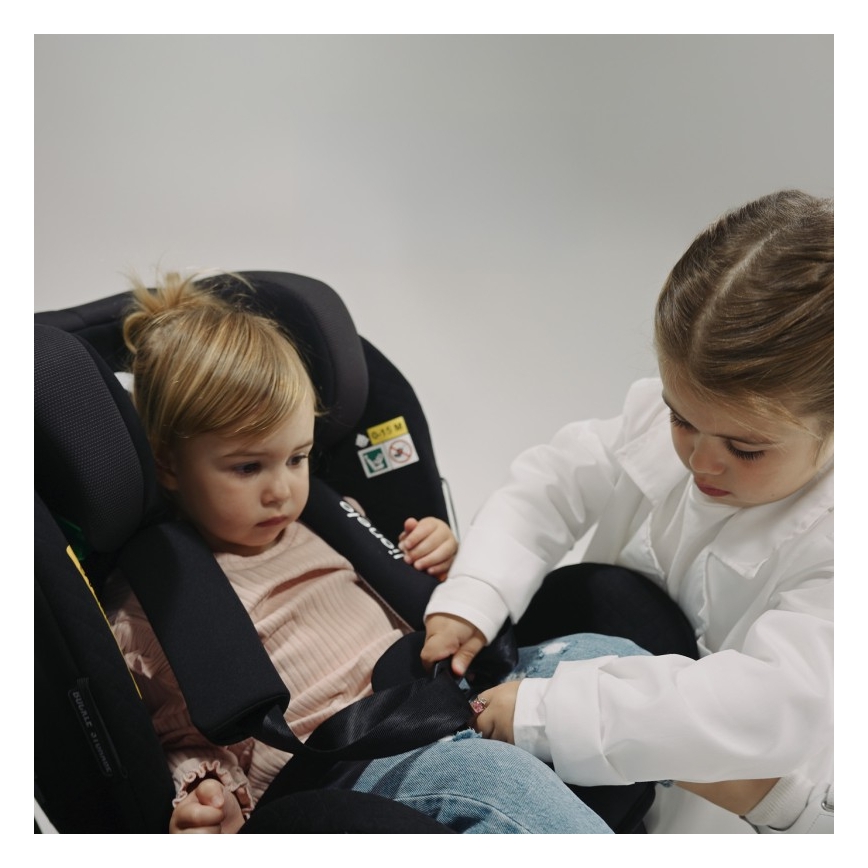 Lionelo - Rotirajuća autosjedalica s bazom ANTOON PLUS i-Size 40-105 cm Crni Oniks