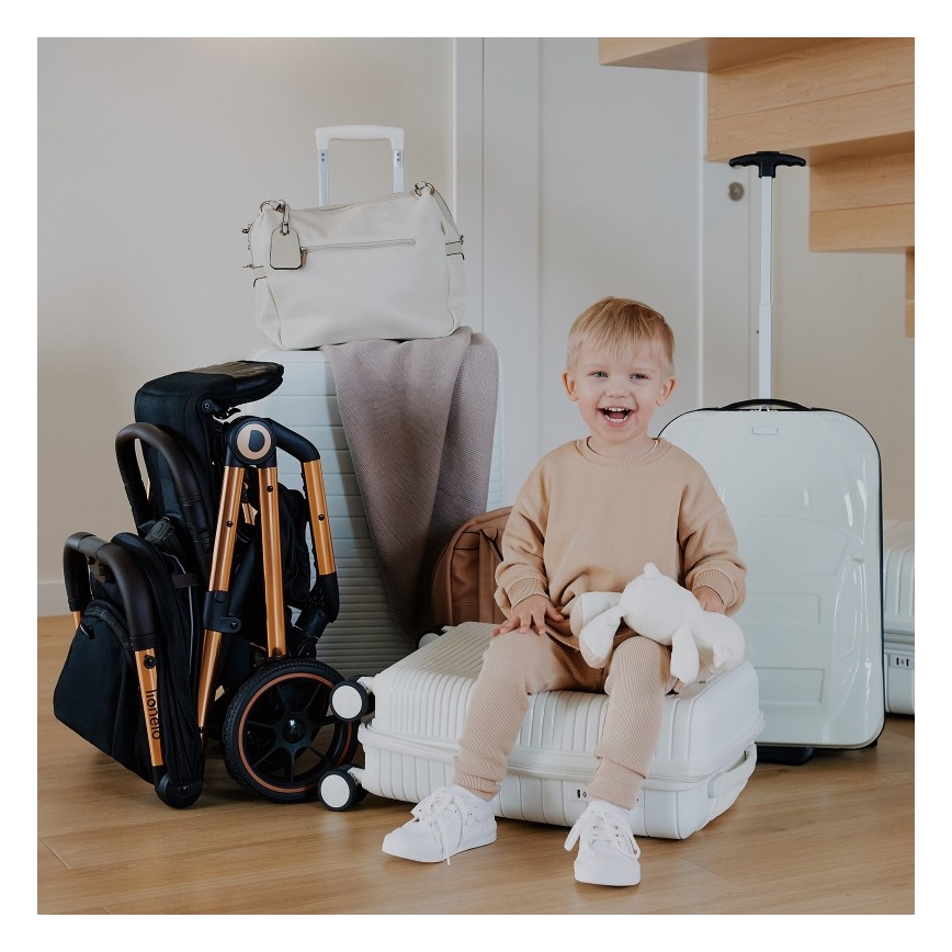 Lionelo - Sportska dječja kolica CLOE crna/zlatna