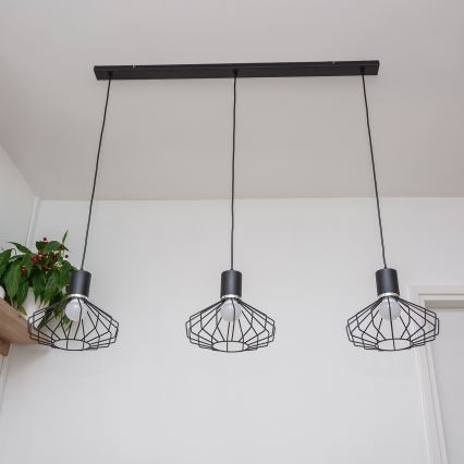 Luster na kabelu SOLANO 3xE27/15W/230V crna/sjajni krom