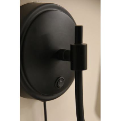 Markslöjd 108907 - Zidna svjetiljka AMAR 1xE14/40W/230V bež/crna