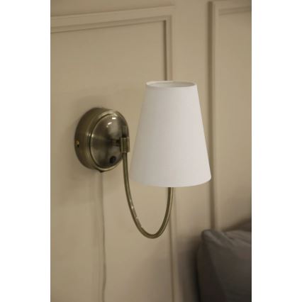 Markslöjd 108908 - Zidna svjetiljka AMAR 1xE14/40W/230V bijela/mesing
