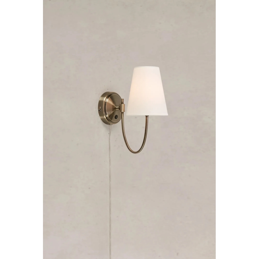 Markslöjd 108908 - Zidna svjetiljka AMAR 1xE14/40W/230V bijela/mesing