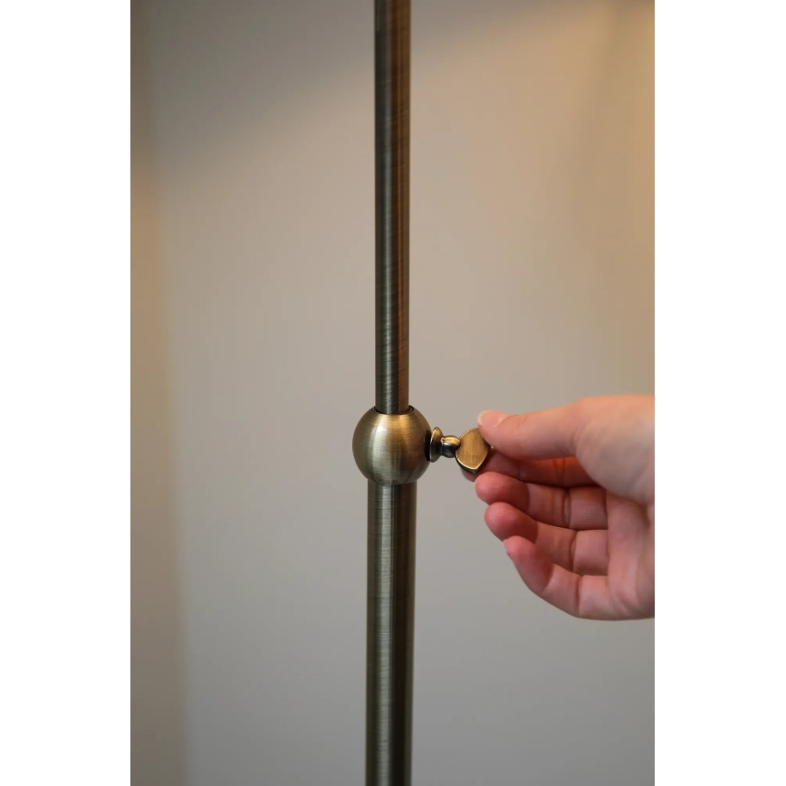 Markslöjd 108972 - Podna lampa OXFORD 1xE14/40W/230V bijela/mesing