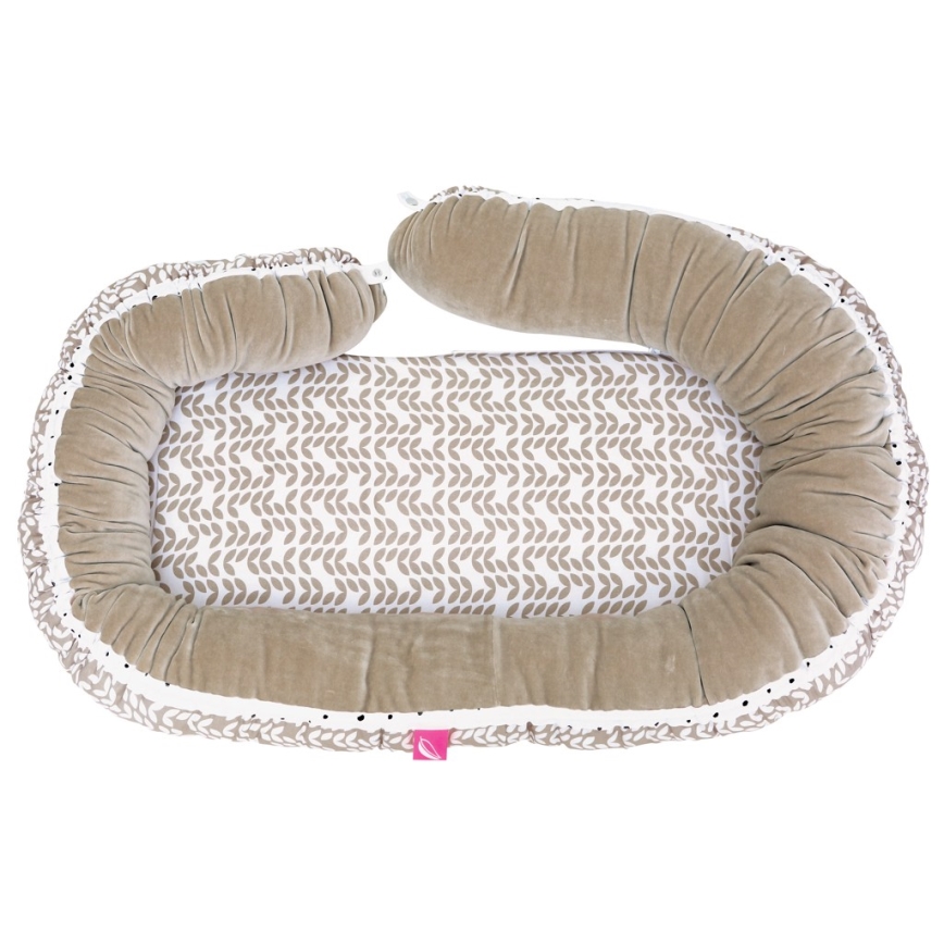 MOTHERHOOD  - Gnijezdo i jastuk za bebe JUNIOR 2u1 smeđa