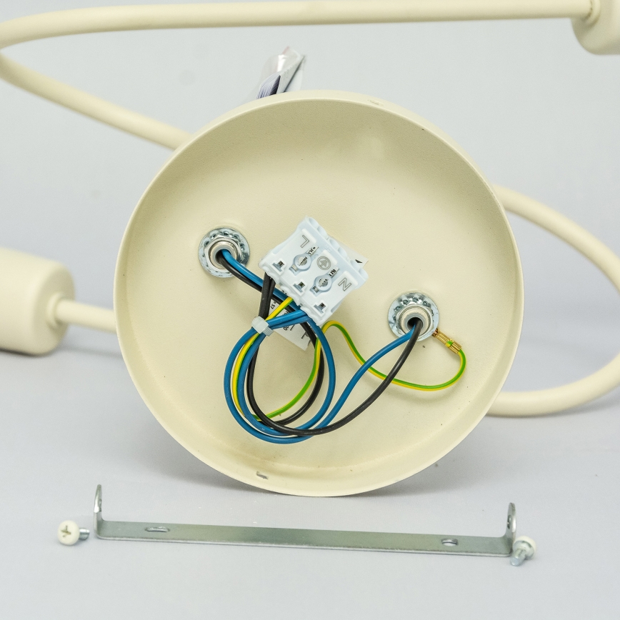 Nadgradni stropni luster OXFORD 2xE27/15W/230V krem boje