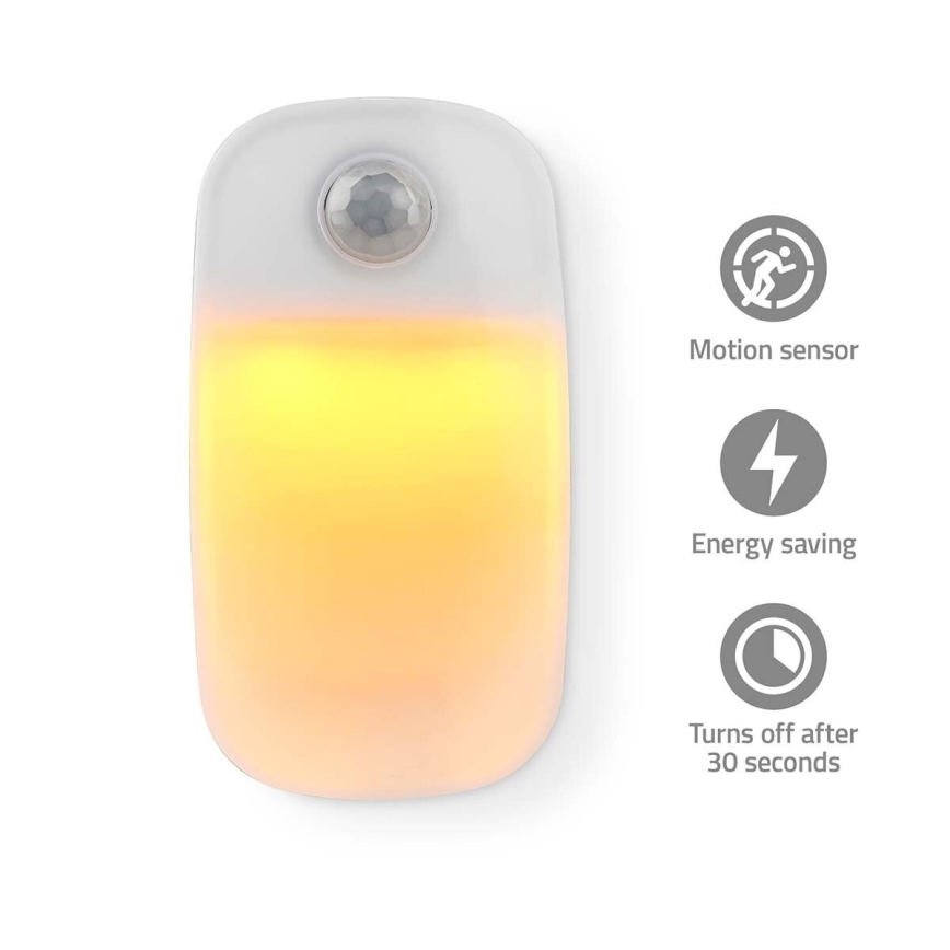 LED Orijentacijska svjetiljka sa senzorom pokreta i sumraka za utičnicu LED/0,55W/230V bijela