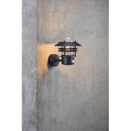 Nordlux - Vanjsko zidno svjetlo s senzorom BLOKHUS 1xE27/60W/230V IP54 crna