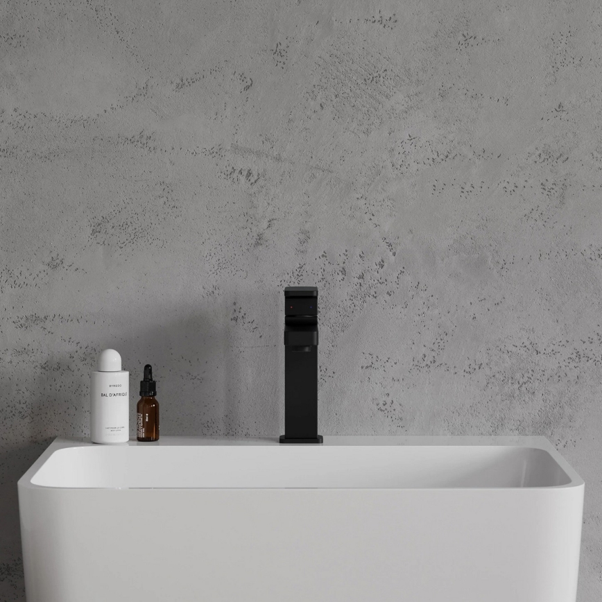 OMNIRES BA7810BL - Slavina za umivaonik BARETTI, 17 cm, mat crne boje