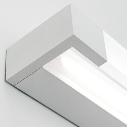 LED kupaonska rasvjeta za ogledalo MARILYN LED/21W/230V 57 cm IP44 bijela