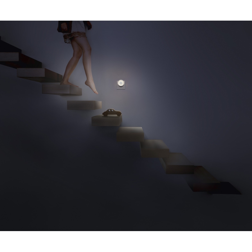 Osram - LED noćno svjetlo s senzorom pokreta i sumraka LUNETTA LED/0,31W/230V bijela