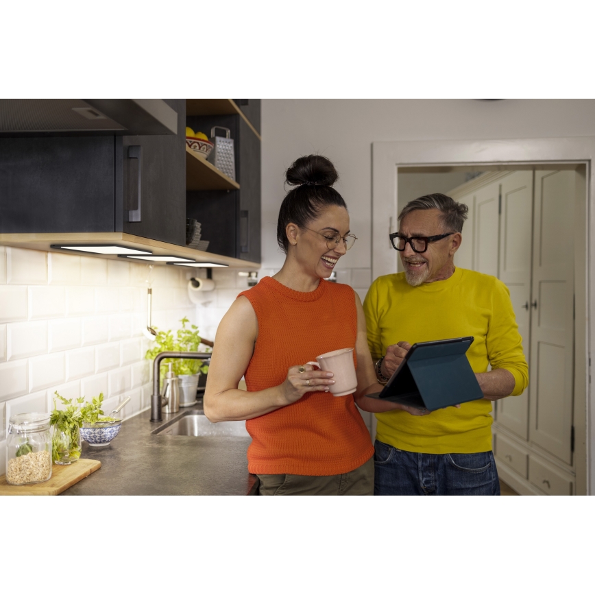 Osram - prigušivo LED osvjetljenje za ispod ormarića sa senzorom pokreta UNDERCABINET LED/7,5W/230V 3000/4000/6500K 20x30 cm crna