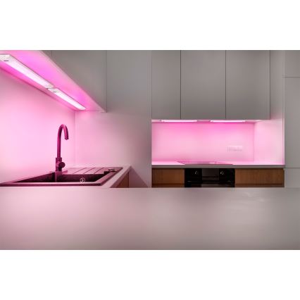 Osram - LED RGBW rasvjeta za ispod ormarića s mogućnošću prigušivanja i senzorom pokreta LINEAR EDGE LED/8W/230V 50 cm bijela + daljinski upravljač