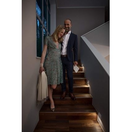 Osram - LED svjetlo za stepenice s senzorom NIGHTLUX LED/0,25W/3xAAA IP54 srebrna