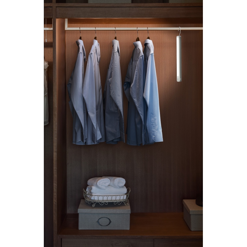 Osram - Viseća orijentacijska LED svjetiljka s detektorom pokreta MOBILE LED/2,35W/5V 1000 mAh bijela