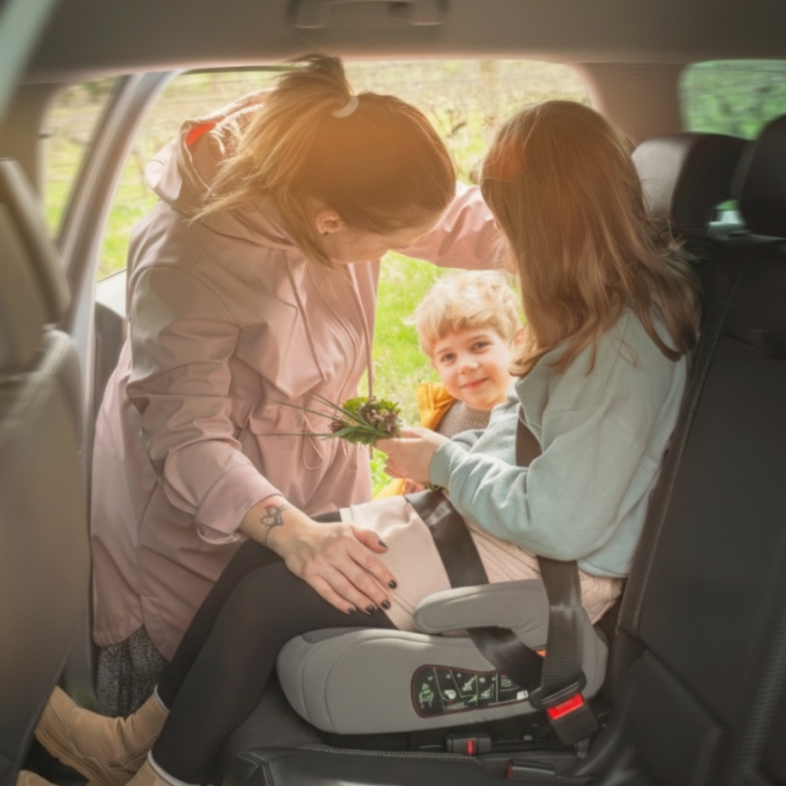 PETITE&MARS - Povišenje za auto OPTIMUS PRO i-Size Air 125-150 cm (22-36 kg) sivo