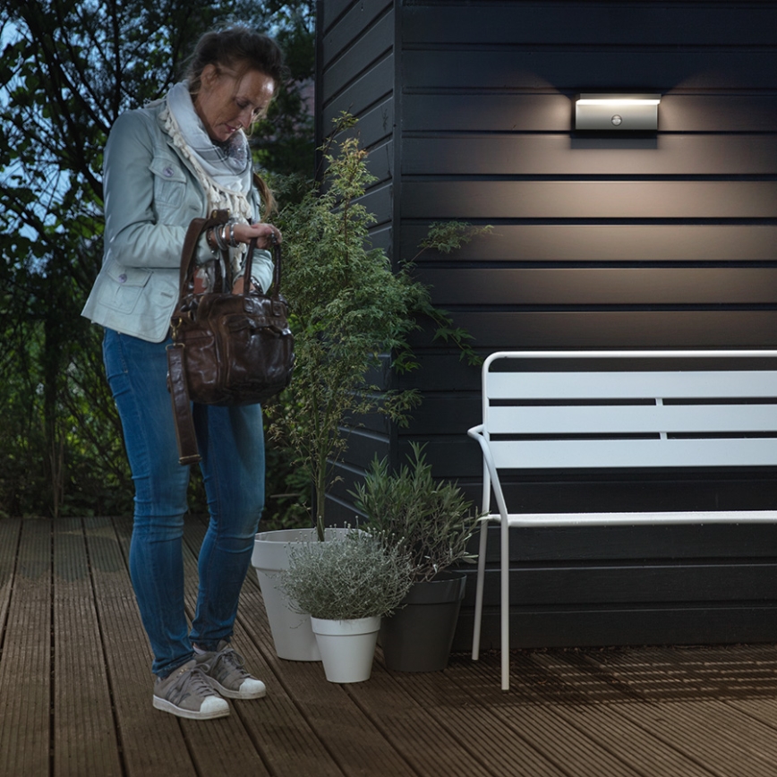 Philips 16484/93/P0 - LED Vanjska zidna svjetiljka senzor BUSTAN 2xLED/4,5W