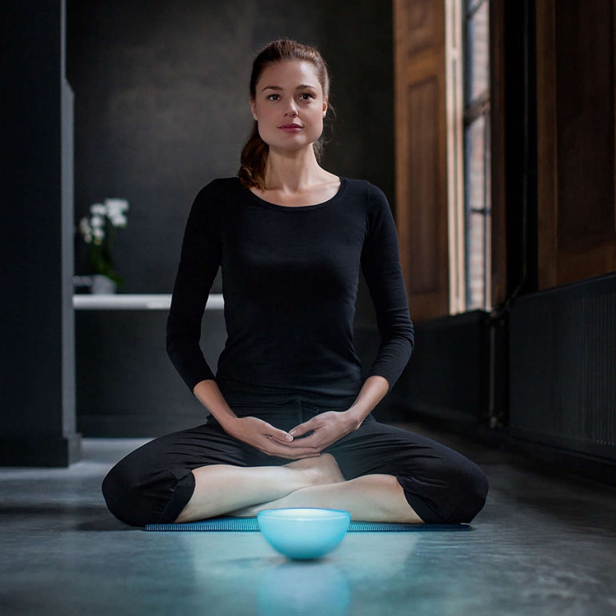 Philips 71460/60/PH - Stolna svjetiljka za prigušivanje HUE GO 1xLED/6W/RGB