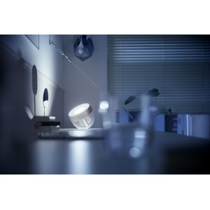 Philips - LED RGB Prigušiva stolna lampa Hue IRIS LED/8,2W/230V 2000-6500K srebrna