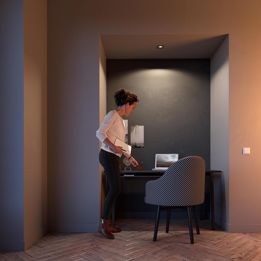 Philips - LED RGBW ugradna stropna svjetiljka DONEGAL, s mogućnošću prigušivanja, 1xGU10/4,8W/230V + daljinski upravljač