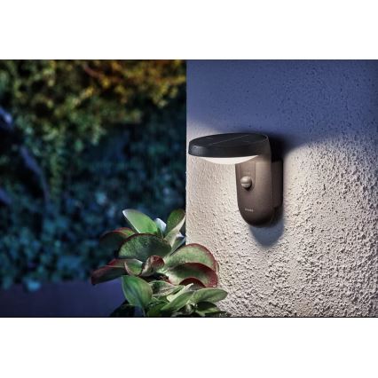 Philips - LED Solarna zidna svjetiljka sa senzorom za pokret i dan/noć LED/1,2W/4V 1800 mAh 4000K IP44
