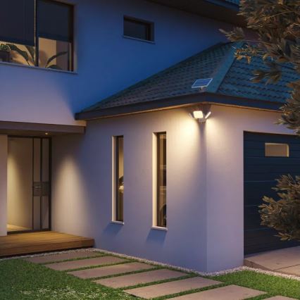 Philips - LED solarna zidna svjetiljka sa senzorom ZYREN LED/24,5W/3,7V 2600 mAh 3000K IP65 bijela