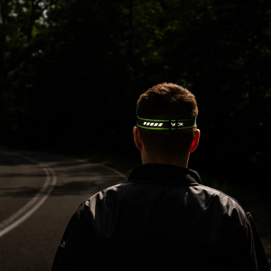 Podesiva LED punjiva čelna svjetiljka LED/10W/5V/3xAAA IP66 800 lm 1000 mAh