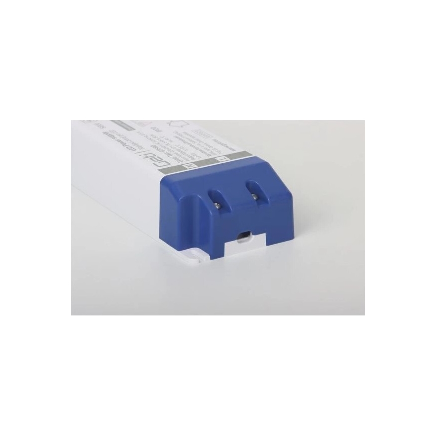 Preklopni izvor napajanja za LED trake 30W/12V IP20