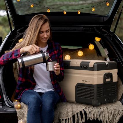 Prijenosni autohladnjak s LCD zaslonom 39 l 230V/12V/24V smeđa