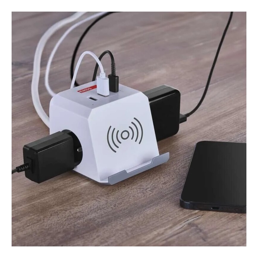Produžni kabel kocka s bežičnim punjenjem QI 2Z +2xUSB-A+1xUSB-C 2m bijela
